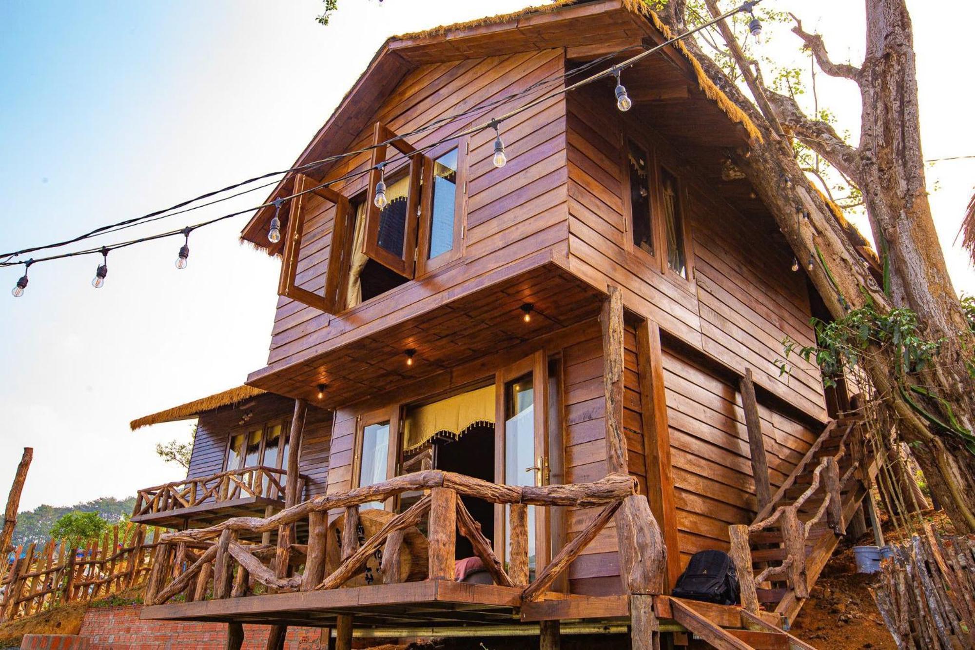Nha Trong Ban - Homestay Mang Den Kon Von Kla Exteriér fotografie
